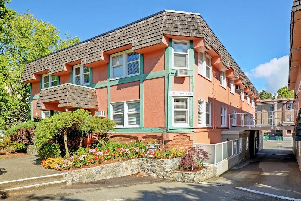Helm'S Inn Victoria Exterior photo
